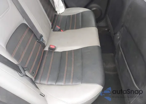 2024 Nissan Kicks Sr Xtronic Cvt z USA, uszkodzony, nr VIN 3N1CP5DV7RL496607